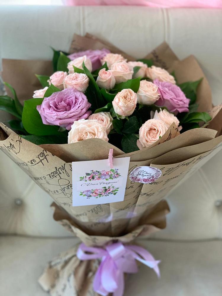 Букет розовая сирень в Больших Вяземах Букет цветов из: Розы в Больших Вяземах