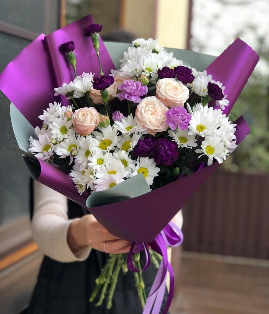 Букет фиолетовый сад в Больших Вяземах Букет цветов из: Хризантемы, Гвоздики и Розы в Больших Вяземах